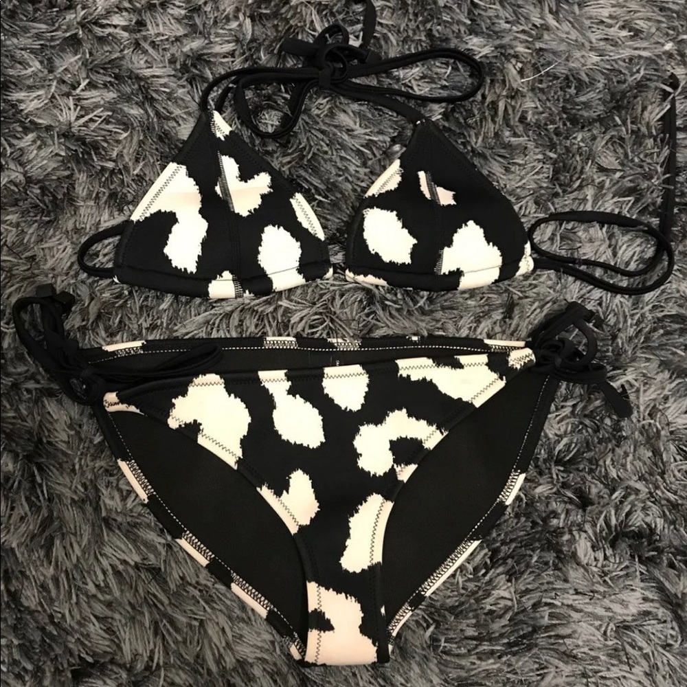 Triangl limited edition